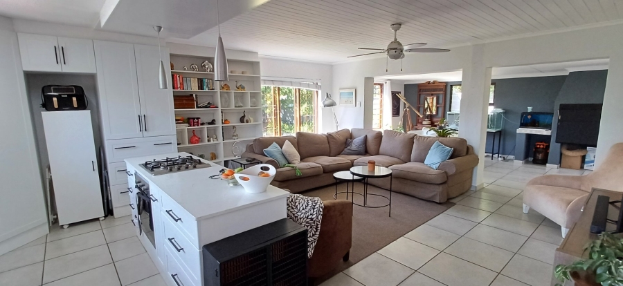 2 Bedroom Property for Sale in Dana Bay Western Cape